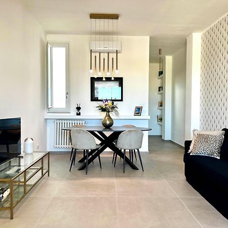 Via Dante Luxury Home Bari Bagian luar foto