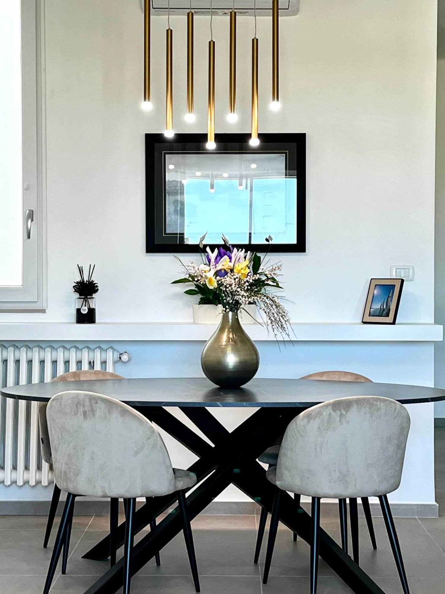 Via Dante Luxury Home Bari Bagian luar foto