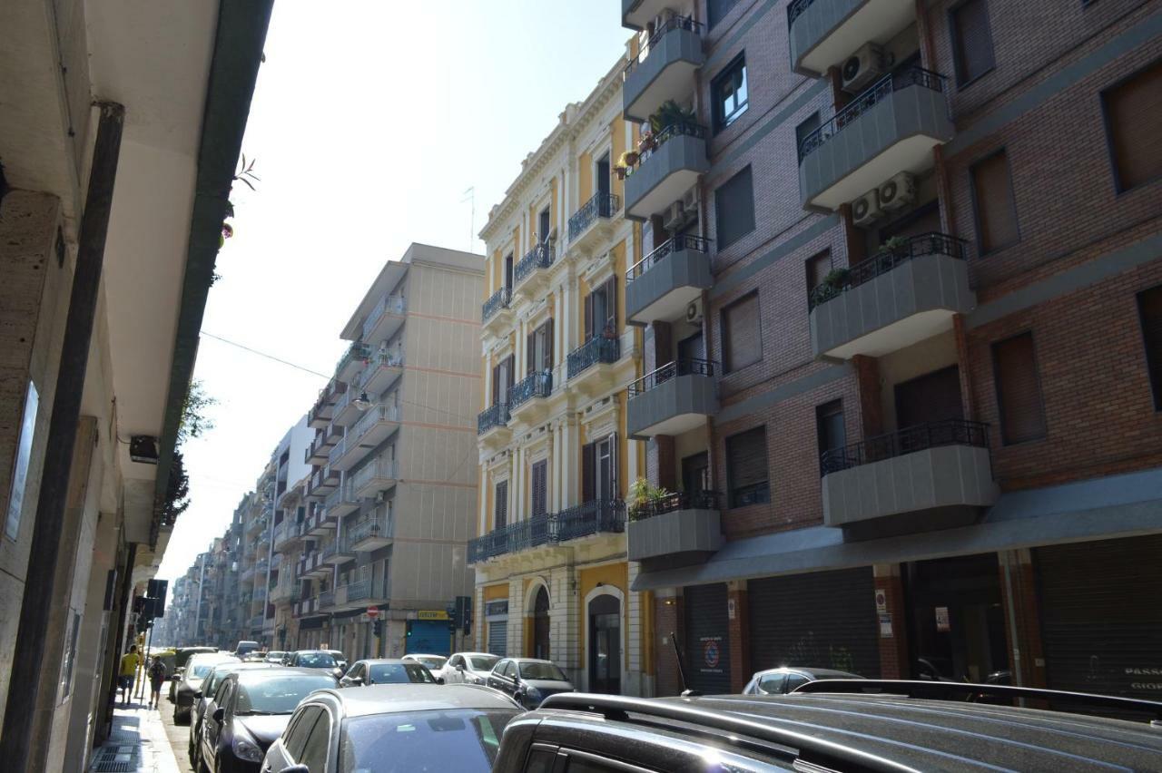 Via Dante Luxury Home Bari Bagian luar foto