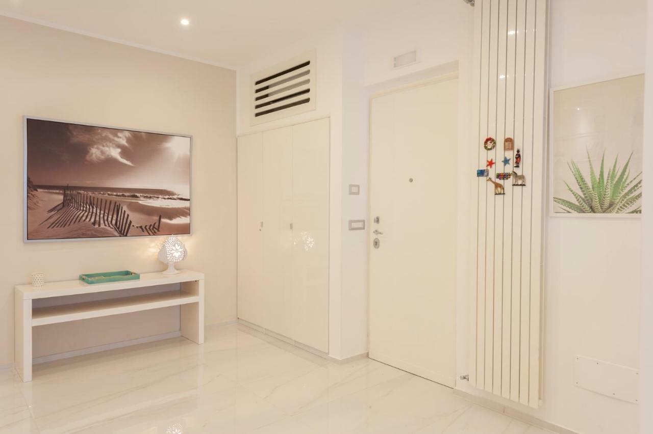 Via Dante Luxury Home Bari Bagian luar foto
