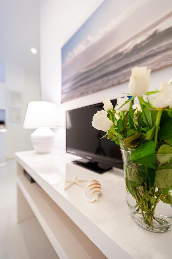 Via Dante Luxury Home Bari Bagian luar foto