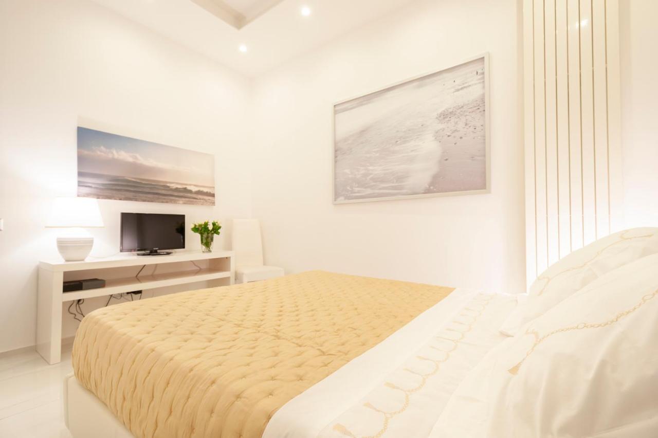 Via Dante Luxury Home Bari Bagian luar foto
